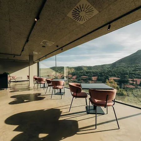 Muun Landscape Hotel 3*